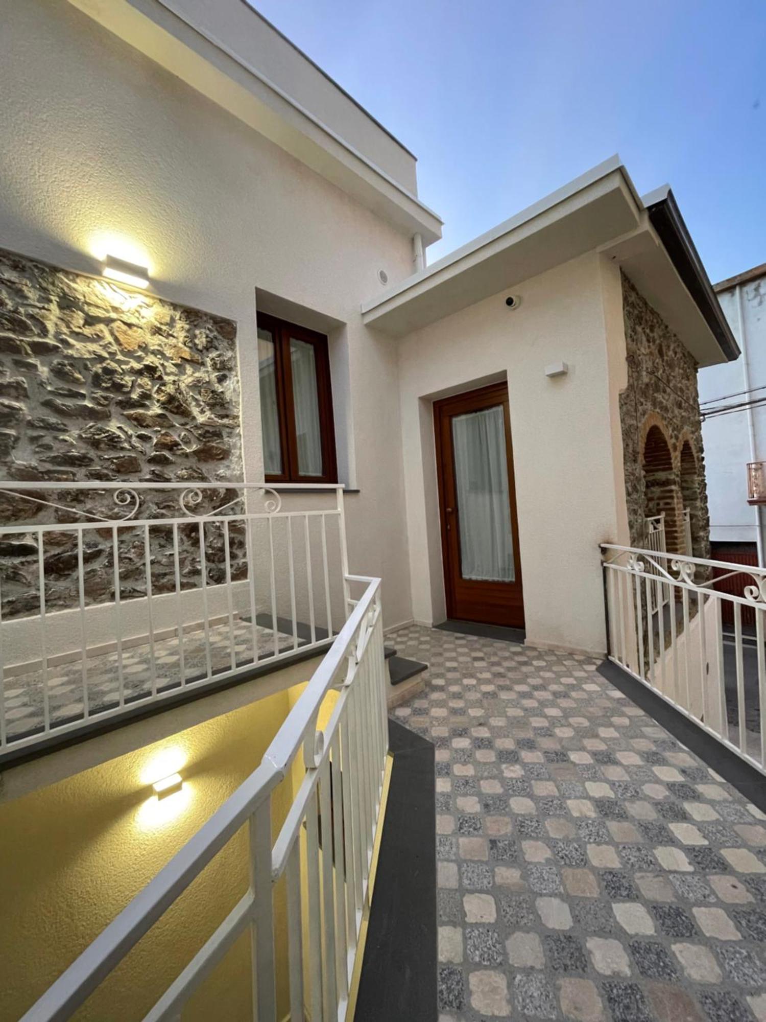 Sa Troppa De Sos Chentu Hotel Dorgali Exterior photo