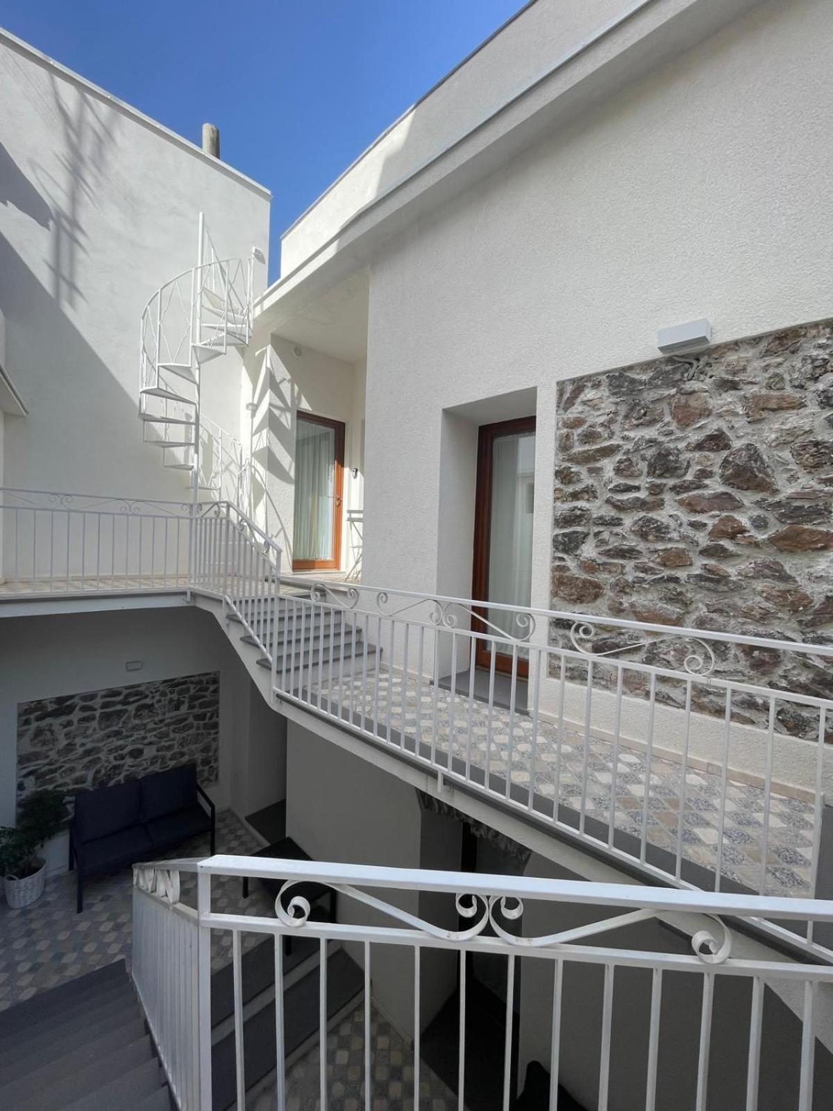 Sa Troppa De Sos Chentu Hotel Dorgali Exterior photo