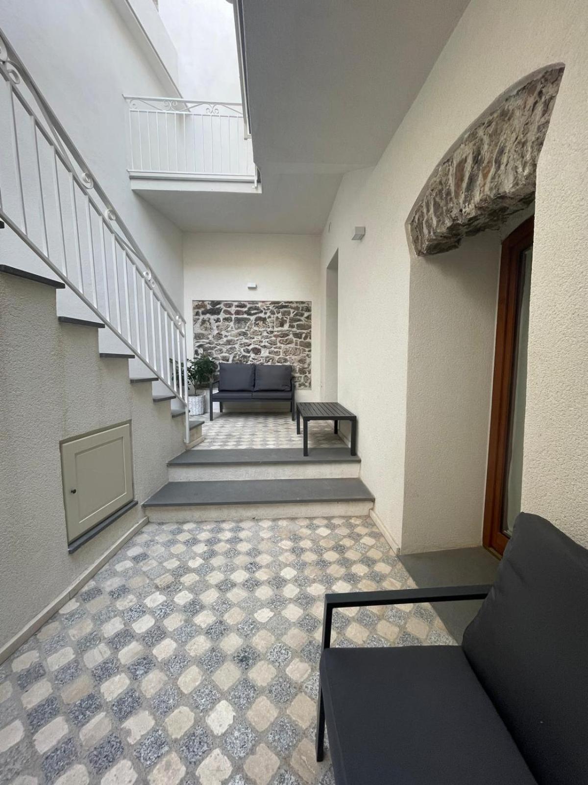 Sa Troppa De Sos Chentu Hotel Dorgali Exterior photo