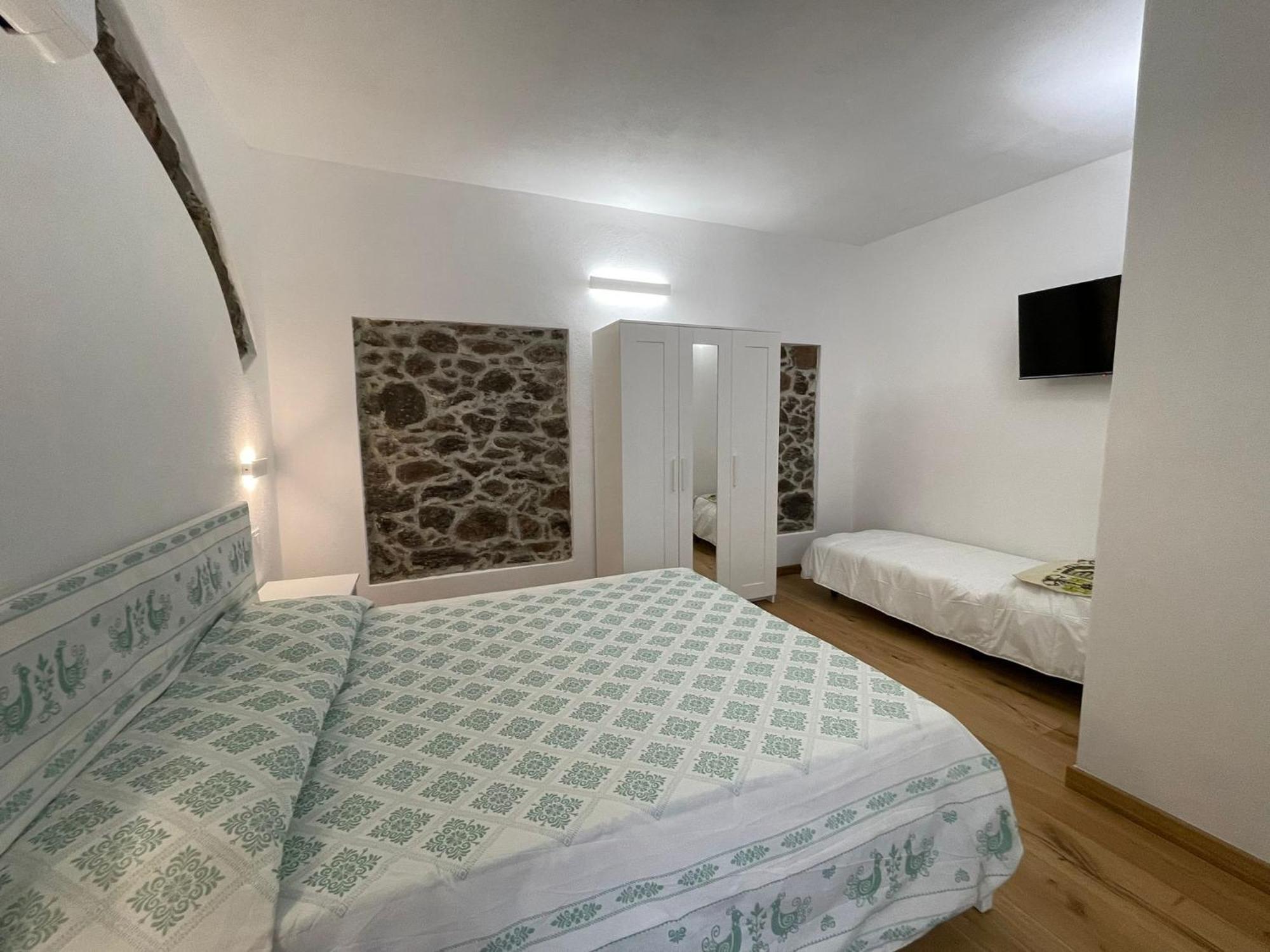 Sa Troppa De Sos Chentu Hotel Dorgali Exterior photo